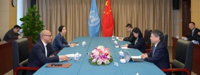 生态环境部部长黄润秋会见《联合国气候变化框架公约》秘书处执行秘书西蒙·斯蒂尔